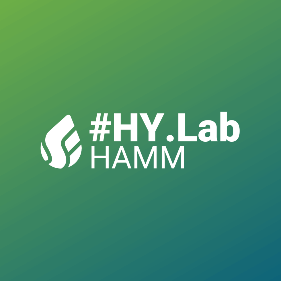 Farbverlauf im Hintergrund von Grün zu Blau, Schriftzug #HY.LAB, HAMM